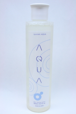 肌を整えるイソフラボン化粧水　潤滴AQUA　　日野市　美容室ジェーノ